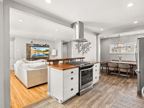 82 Canton, Stoughton, MA 02072