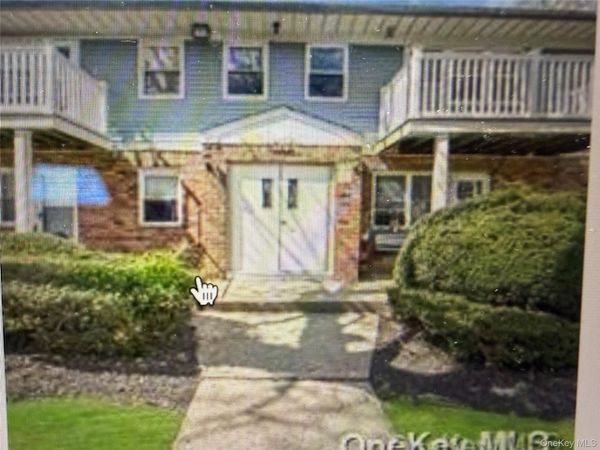 5A Hemlock Drive , Bay Shore, NY 11706