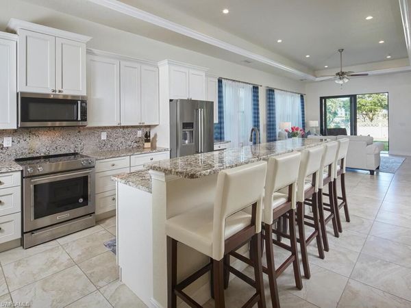 1119 Ridge ST, NAPLES, FL 34103