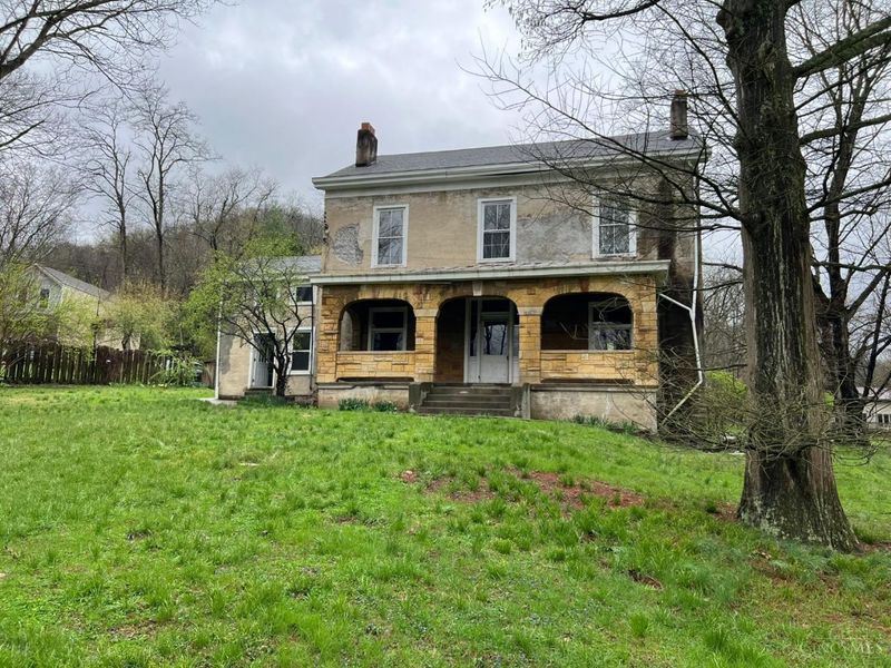 930 Eatondale Drive, Cincinnati, OH 45204 Photo 1