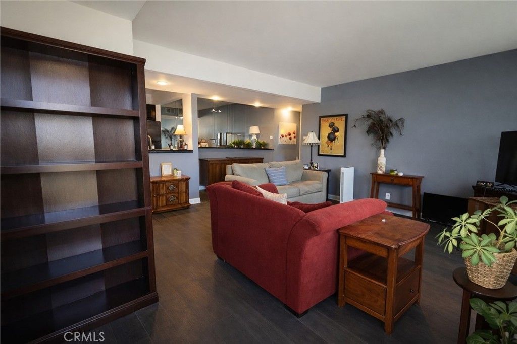 25761 Le Parc, Unit 9, Lake Forest, CA 92630 Main Photo