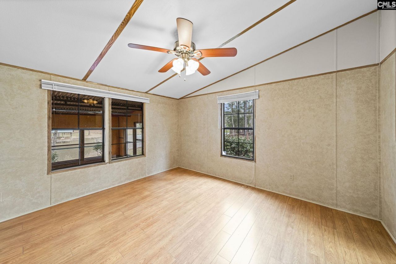 1993 White Oak Road  Photo 10