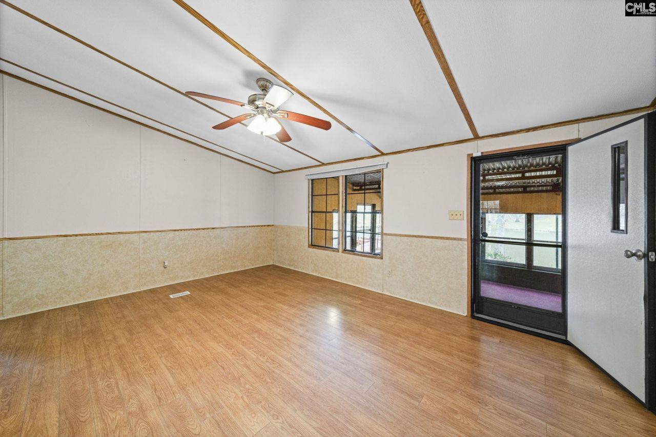 1993 White Oak Road  Photo 11