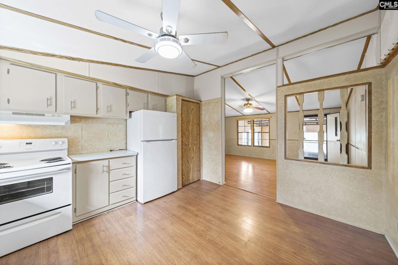 1993 White Oak Road  Photo 4