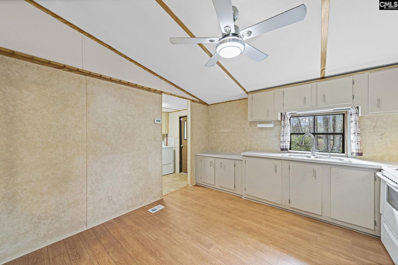 1993 White Oak Road  Photo 7