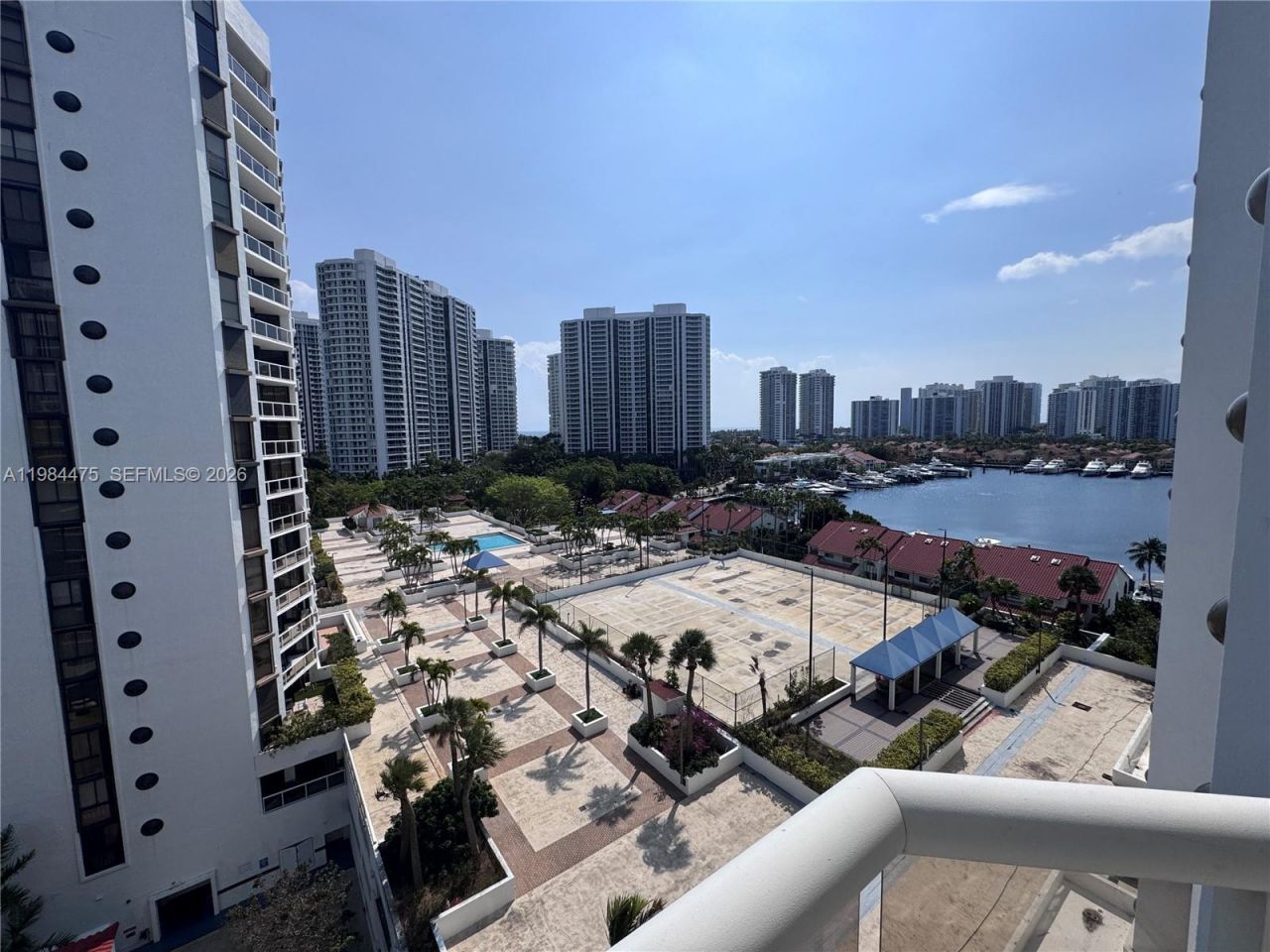 3610 Yacht Club Dr , Unit 1002, Aventura, FL 33180 Photo