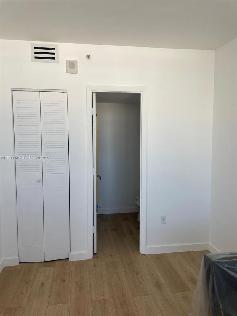 2829 Indian Creek Dr , Unit 806, Miami Beach, FL 33140 Photo