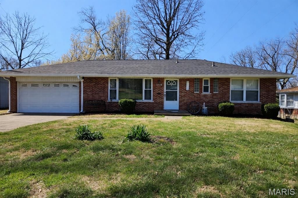 3736 Park Crest Drive, Unincorporated, MO 63125 Main Photo