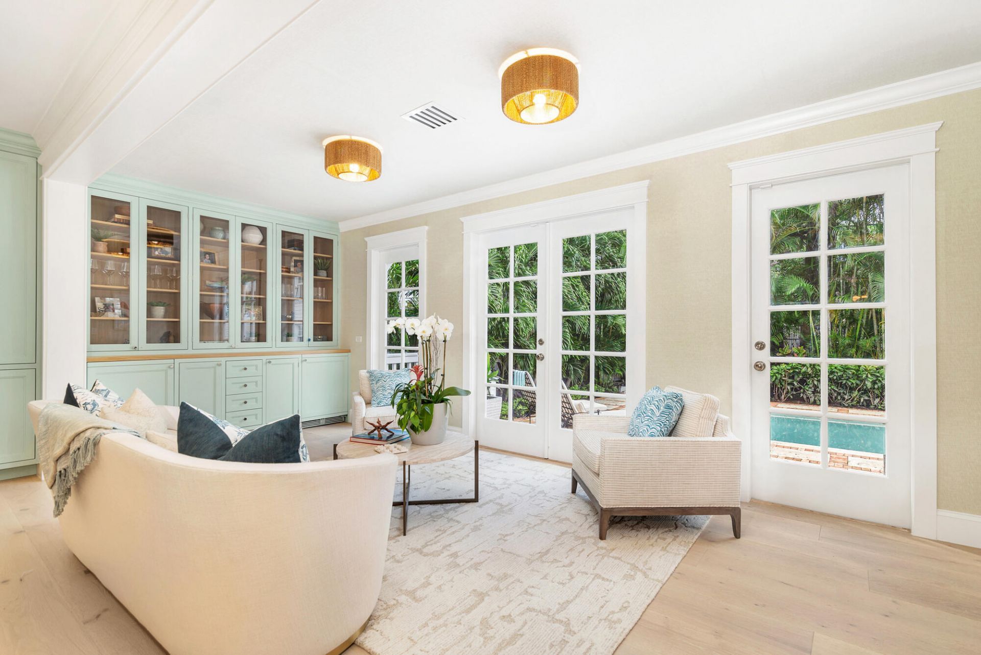 142 Seabreeze Avenue, Palm Beach, FL 33480 Photo