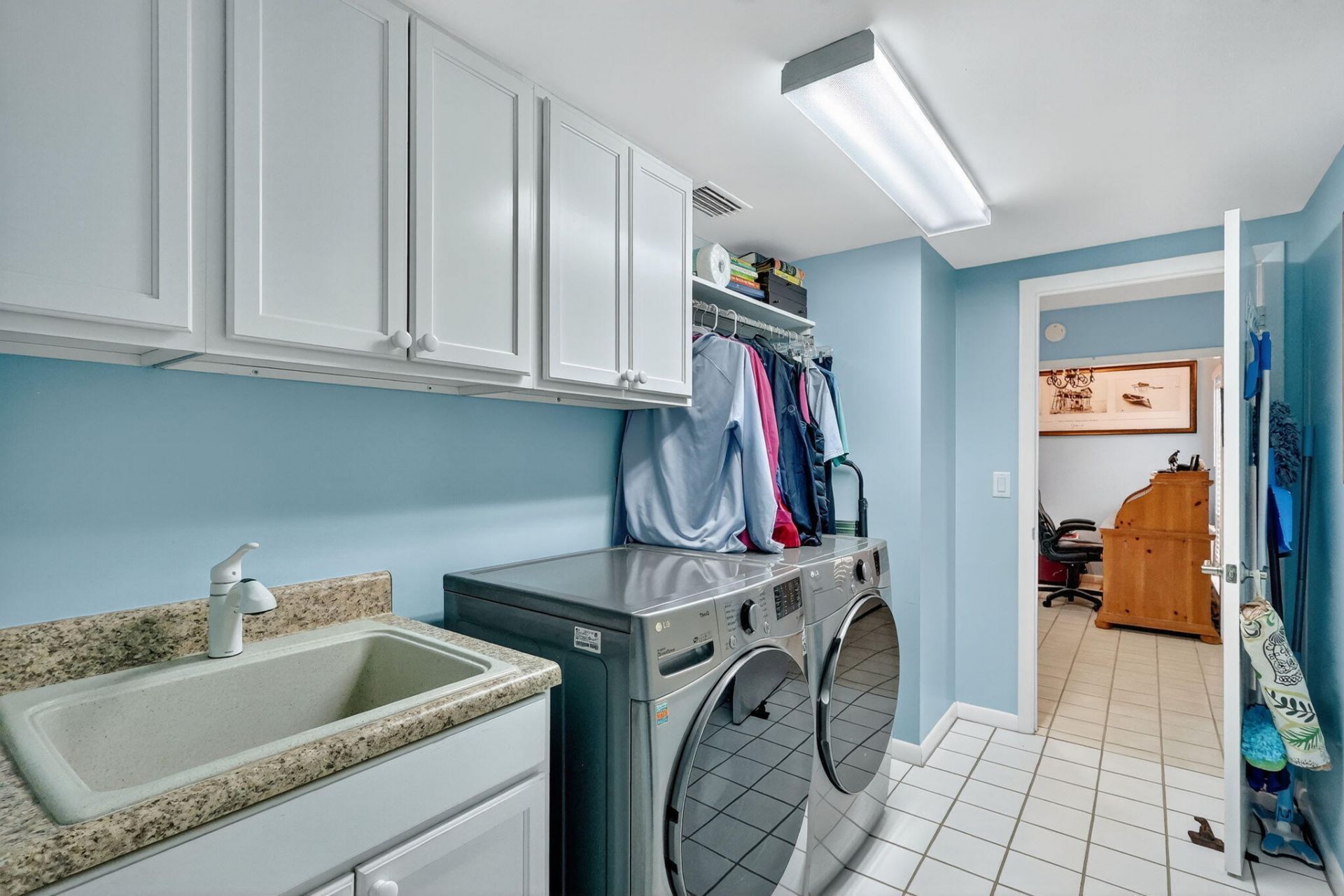 5650 SE Foxcross Place, Stuart, FL 34997 Photo