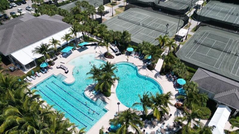 5650 SE Foxcross Place, Stuart, FL 34997 Photo