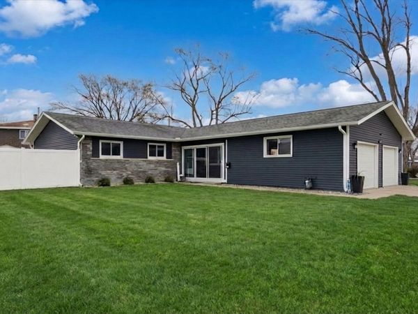 1109 S Edson Avenue, Lombard, IL 60148