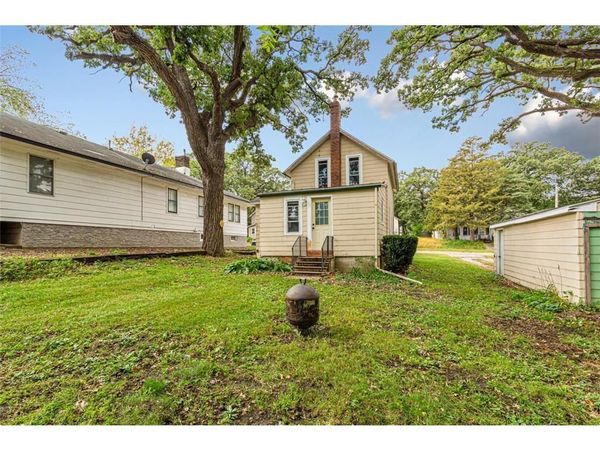 414 3rd Street NE, Waseca, MN 56093