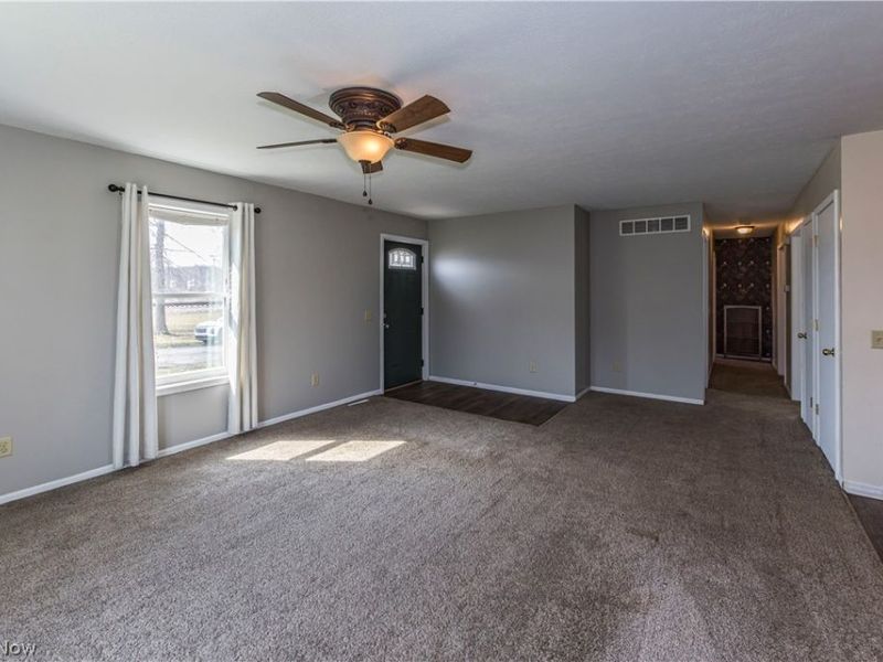 195 E Pennsylvania Avenue , Sebring, OH 44672 Photo 14