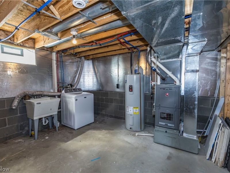 195 E Pennsylvania Avenue , Sebring, OH 44672 Photo 35