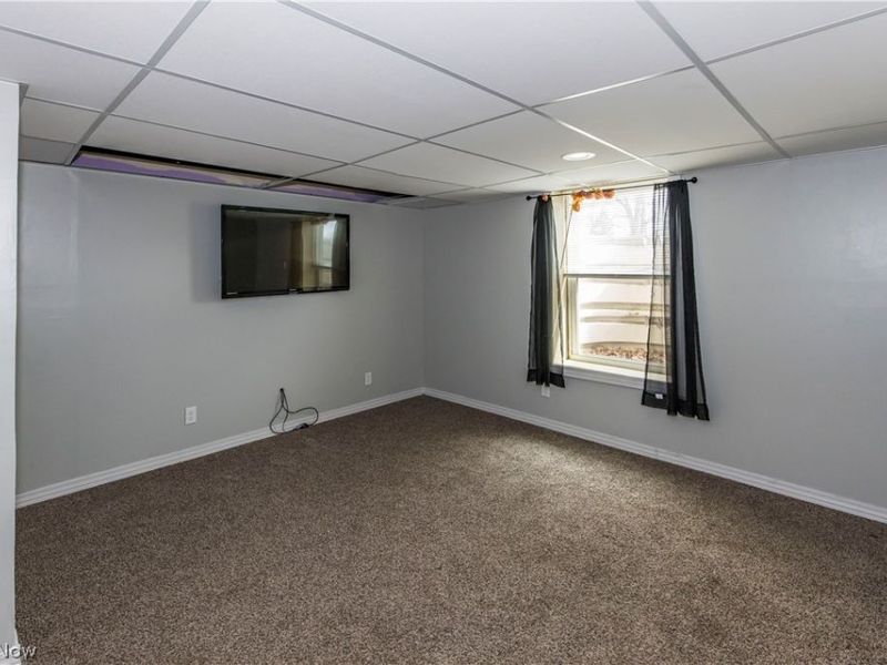 195 E Pennsylvania Avenue , Sebring, OH 44672 Photo 38