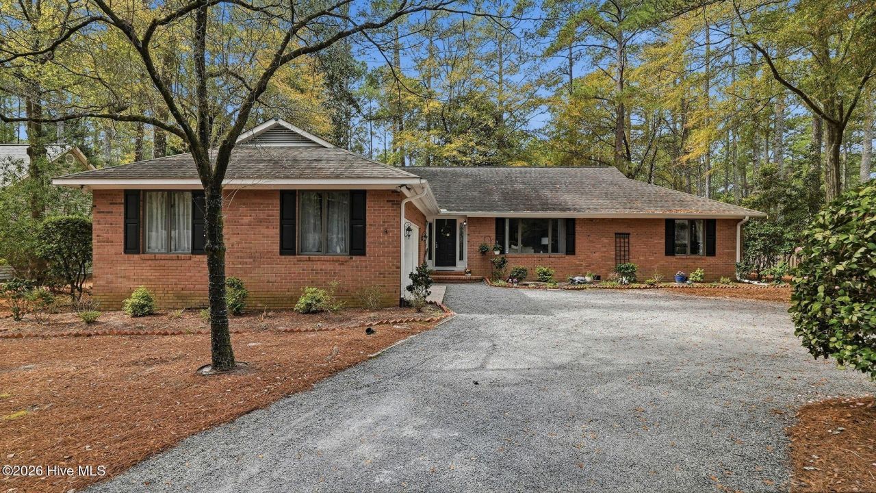 55 Westchester Circle, Pinehurst, NC 28374 Main Photo