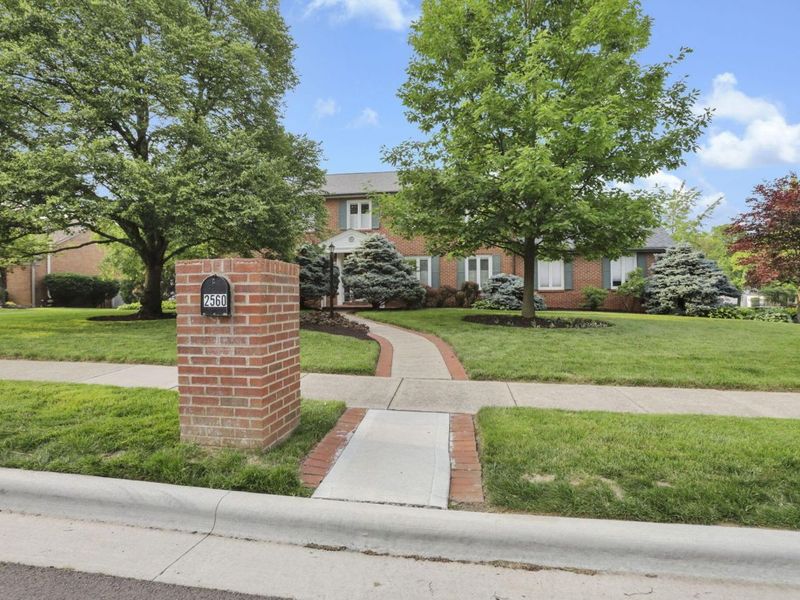 2560 Chartwell Road, Upper Arlington, OH 43220 Photo 10