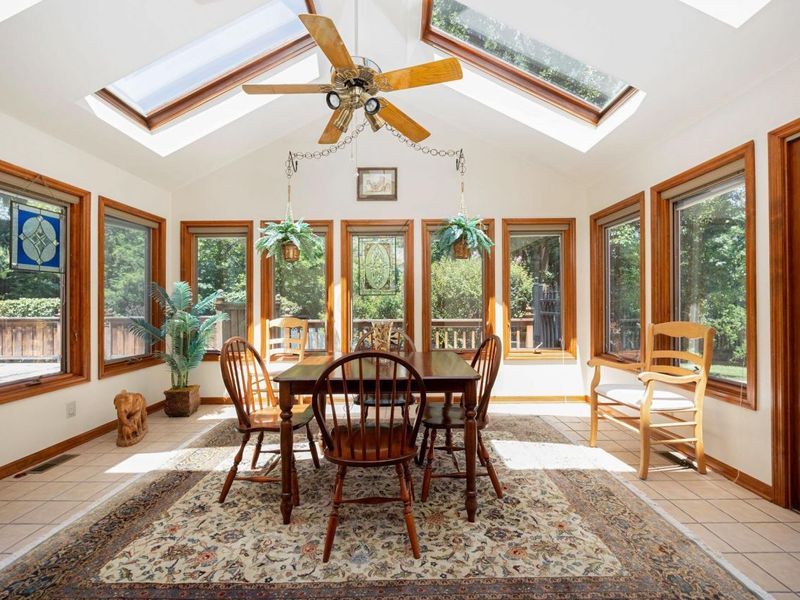 2560 Chartwell Road, Upper Arlington, OH 43220 Photo 19