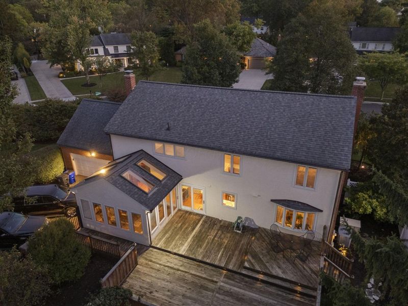 2560 Chartwell Road, Upper Arlington, OH 43220 Photo 2