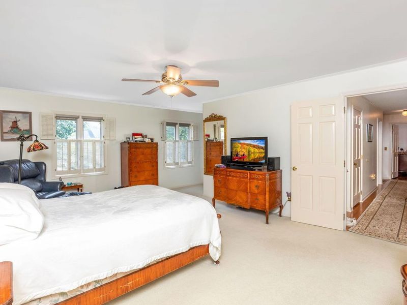 2560 Chartwell Road, Upper Arlington, OH 43220 Photo 21