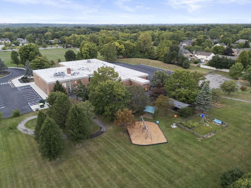 2560 Chartwell Road, Upper Arlington, OH 43220 Photo 49