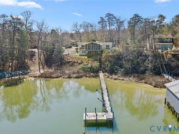 483 Mechams Cove Road , Middlesex, VA 23169