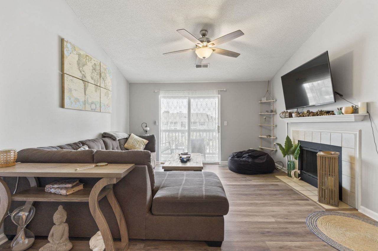 3761 Citation Way Photo 12