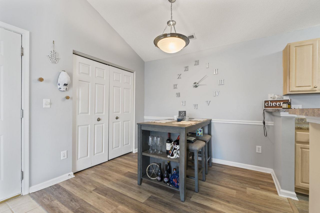 3761 Citation Way Photo 9