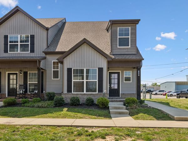 434 Rick McCormick Dr, La Vergne, TN 37086
