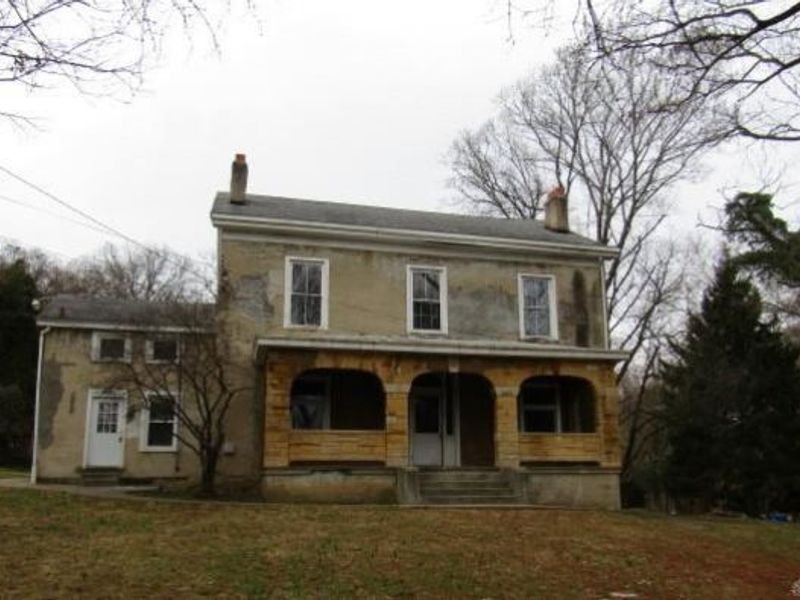 930 Eatondale Drive, Cincinnati, OH 45204 Photo 1