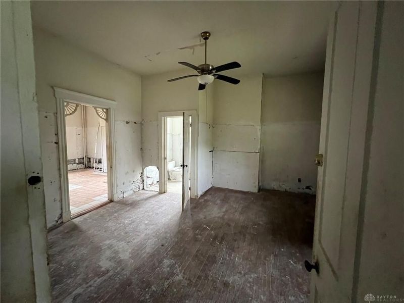 930 Eatondale Drive, Cincinnati, OH 45204 Photo 7