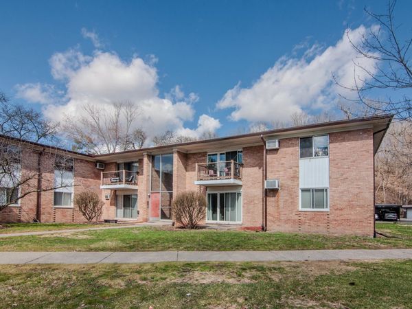 1261 Island Drive Drive, Unit 103, Ann Arbor, MI 48105