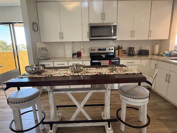 6475 W Oakland Park Boulevard, Unit 401, Lauderhill, FL 33313