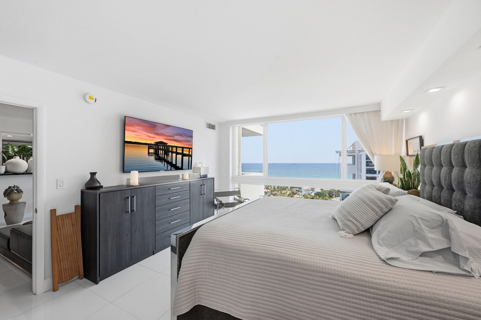 2715 N Ocean Boulevard, Unit Penthouse, Fort Lauderdale, FL 33308 Photo