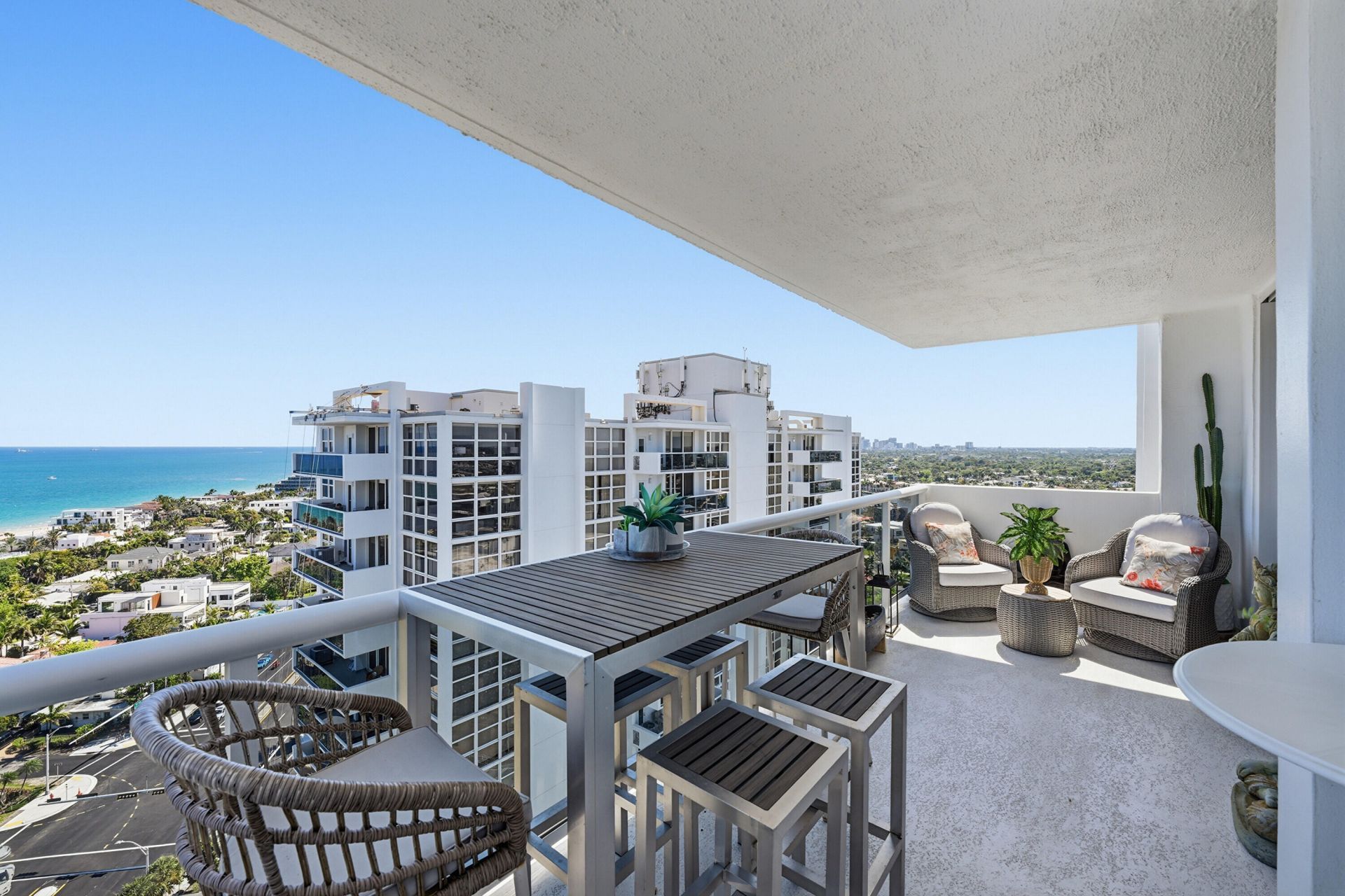 2715 N Ocean Boulevard, Unit Penthouse, Fort Lauderdale, FL 33308 Photo