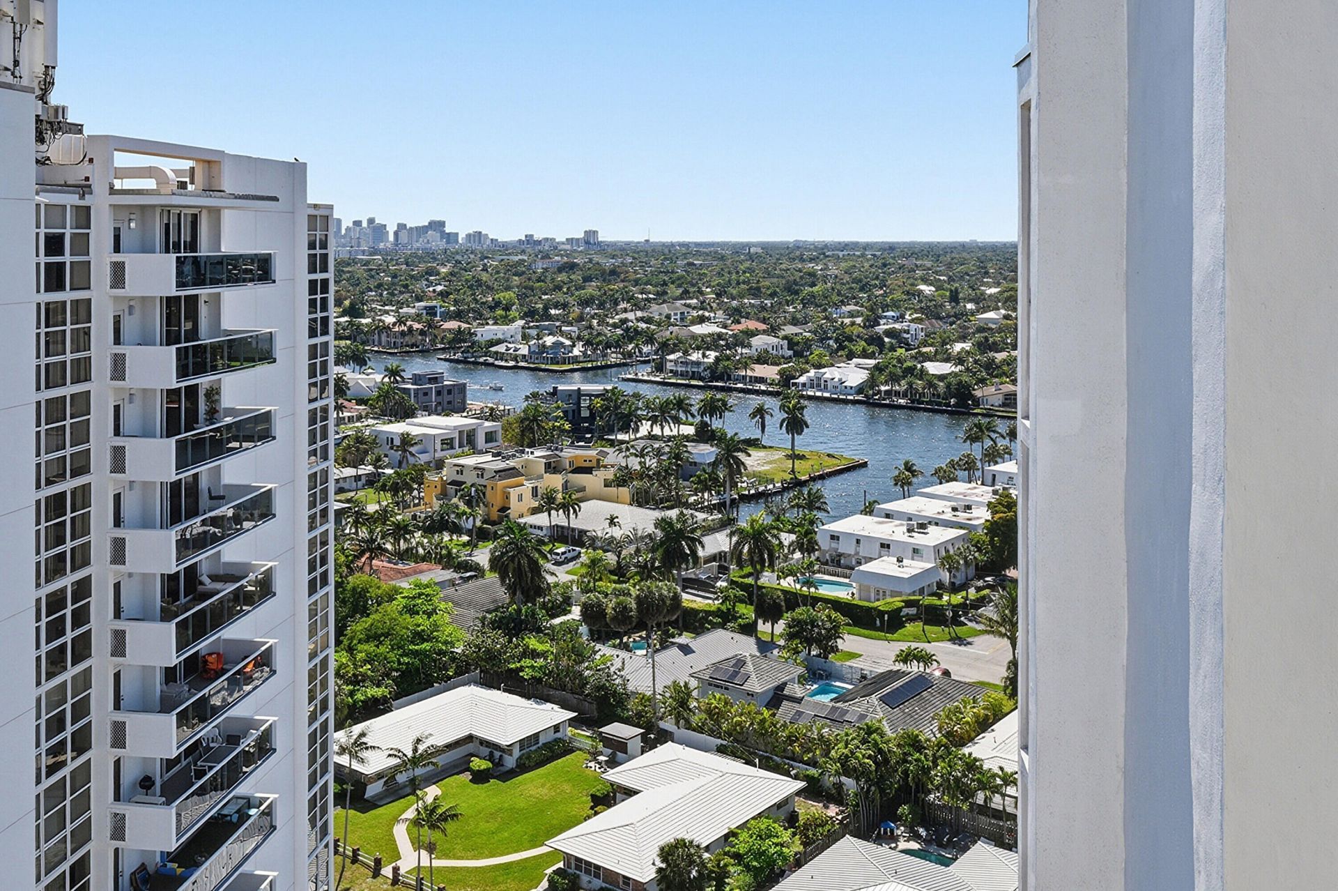 2715 N Ocean Boulevard, Unit Ph D, Fort Lauderdale, FL 33308 Photo