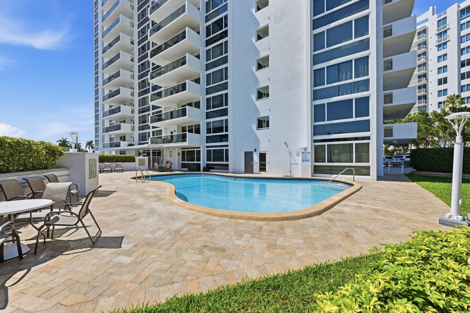 2715 N Ocean Boulevard, Unit Penthouse, Fort Lauderdale, FL 33308 Photo