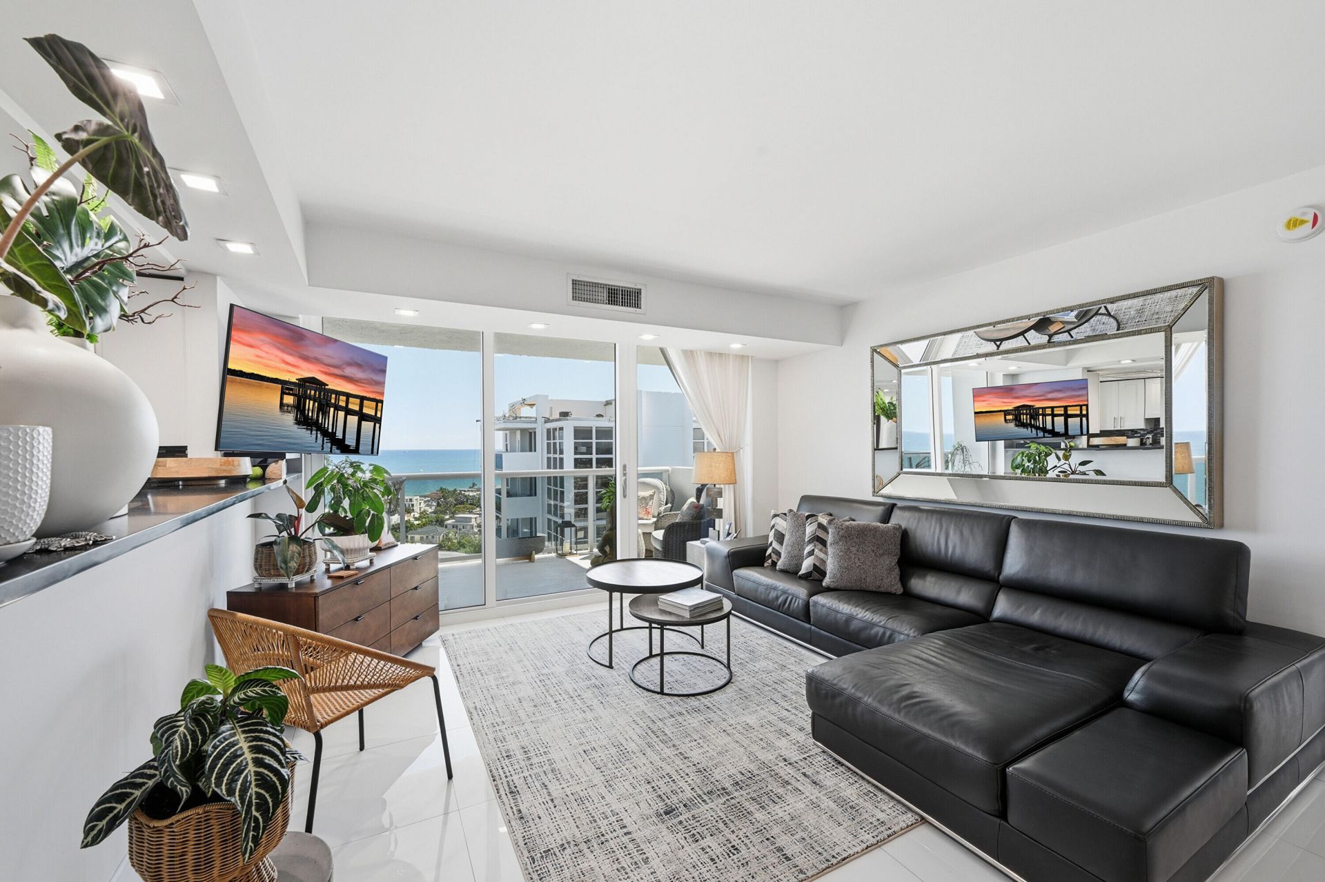 2715 N Ocean Boulevard, Unit Ph D, Fort Lauderdale, FL 33308 Photo