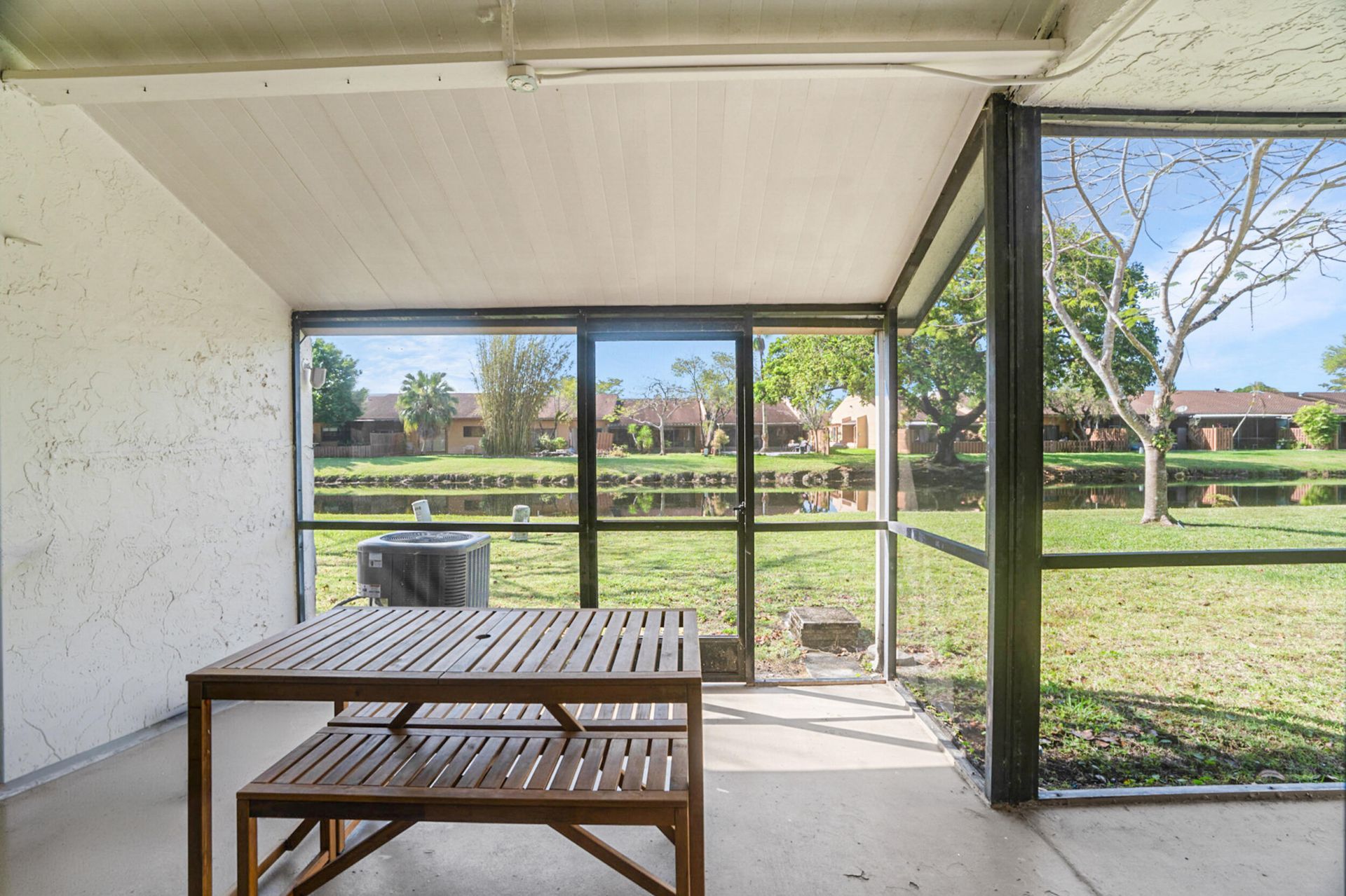 7906 NW 10th Street, Unit 7906, Plantation, FL 33322 Photo