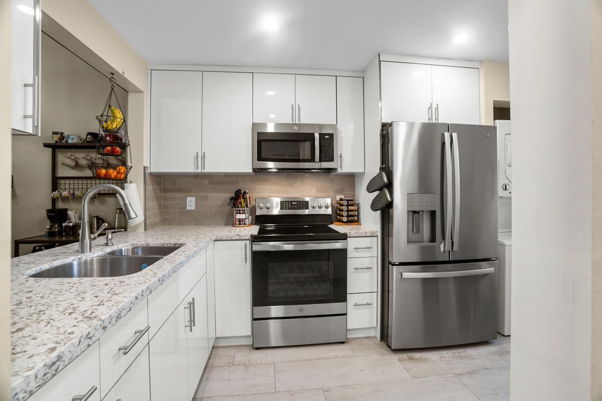 7906 NW 10th Street, Unit 7906, Plantation, FL 33322 Photo