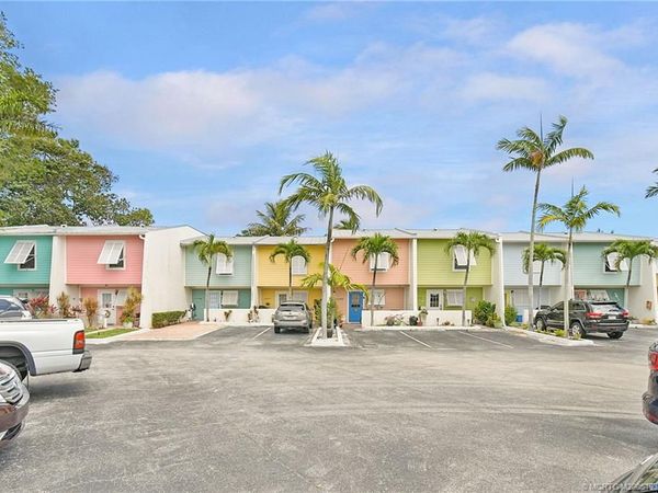 3129 SE Indian Street, Unit 3, Stuart, FL 34997