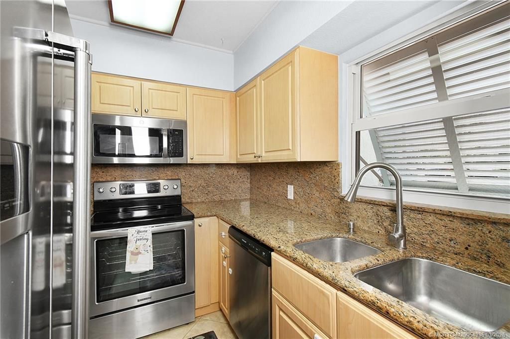 3129 SE Indian Street, Unit 3, Stuart, FL 34997 Photo