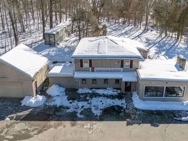 151 Winthrop St, Rehoboth, MA 02769