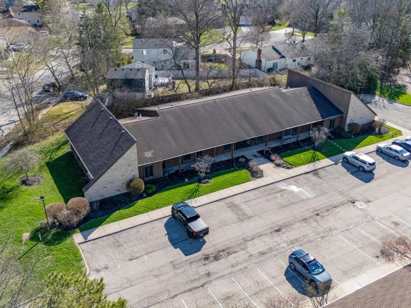 2641 Oakstone Drive, Unit 11, Columbus, OH 43231 Photo 10