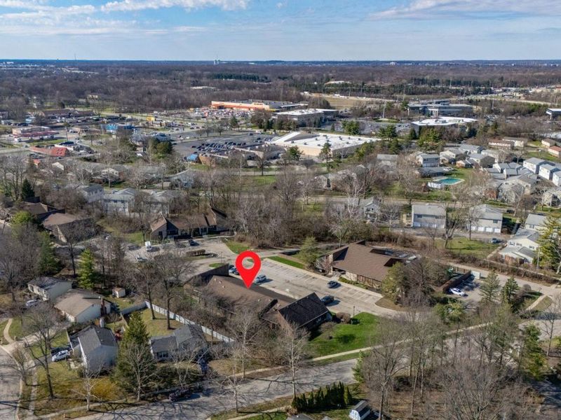 2641 Oakstone Drive, Unit 11, Columbus, OH 43231 Photo 12