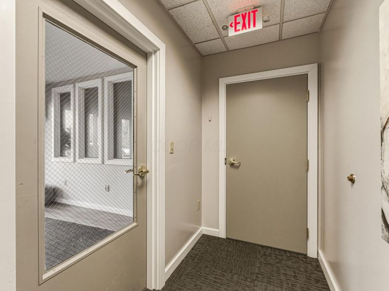 2641 Oakstone Drive, Unit 11, Columbus, OH 43231 Photo 16