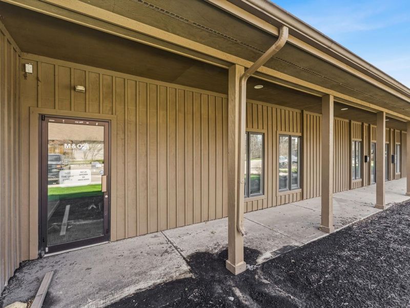 2641 Oakstone Drive, Unit 11, Columbus, OH 43231 Photo 19