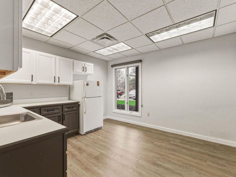 2641 Oakstone Drive, Unit 11, Columbus, OH 43231 Photo 29