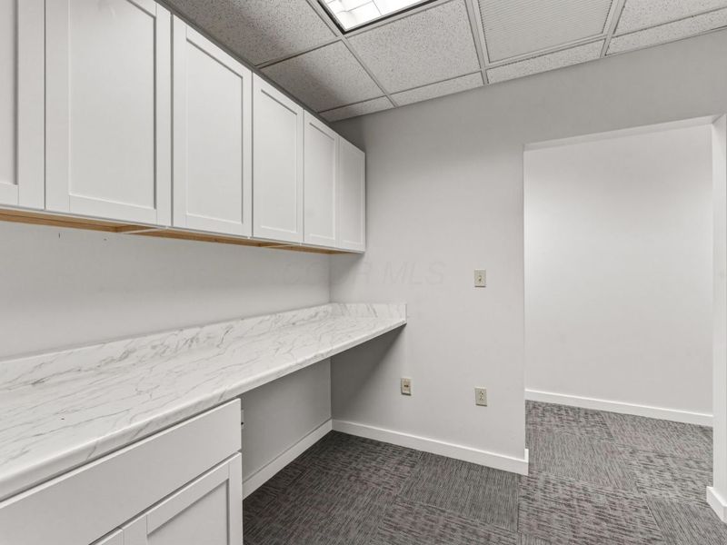 2641 Oakstone Drive, Unit 11, Columbus, OH 43231 Photo 41